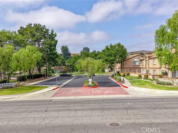 14711 Moon Crest Ln Unit F, Chino, CA 91709