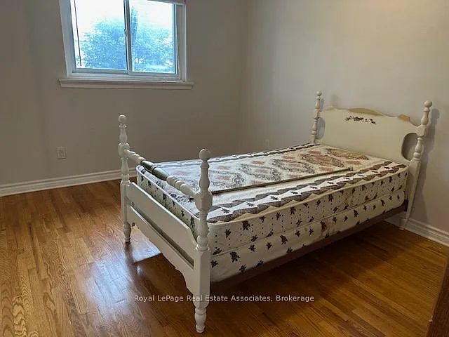 13 Edwin Dr — Photo 9