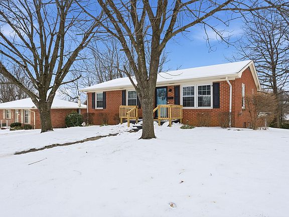 2nd image of 2911 Edinburgh Dr
