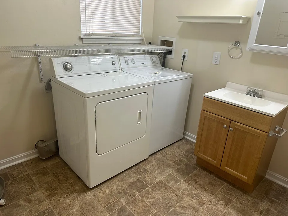 268 Ford Ave #1