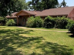 623 Shadylawn St, Shoreacres, TX 77571
