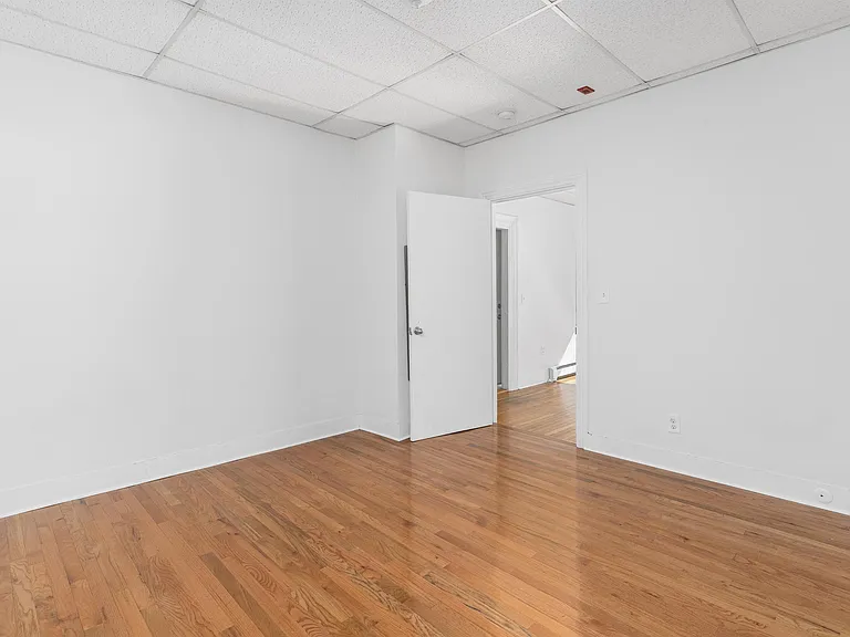 79 Oak St #4 — Photo 8