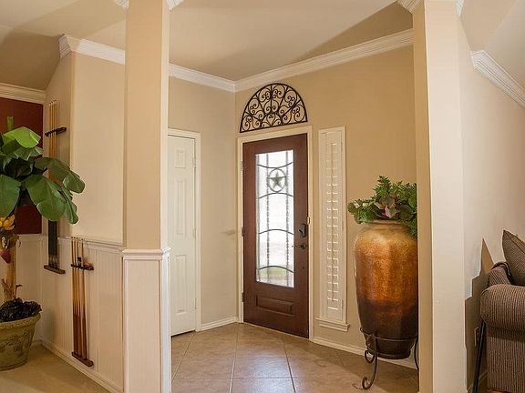 4th image of 3918 Eastland Lake Dr