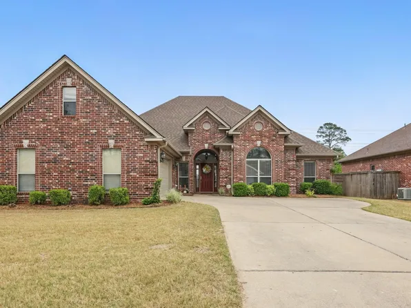 125 Margeaux Dr, Maumelle, AR 72113