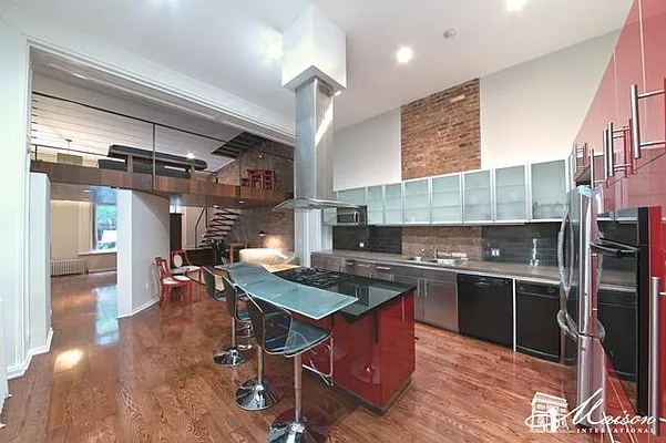 Rented by Maison International | media 29