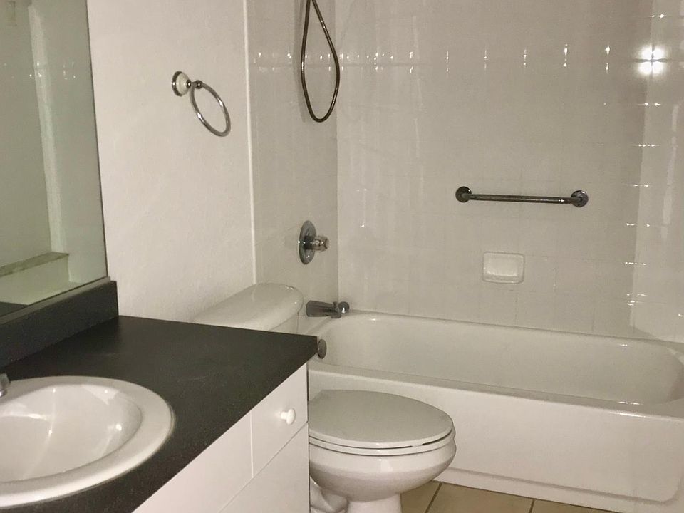 2 Full Baths