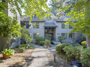 4000 Carman Dr #D57, Lake Oswego, OR