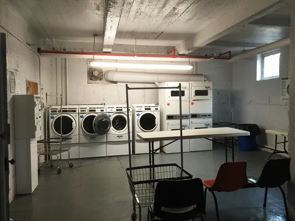 41-15 50th Avenue image 5 of 24