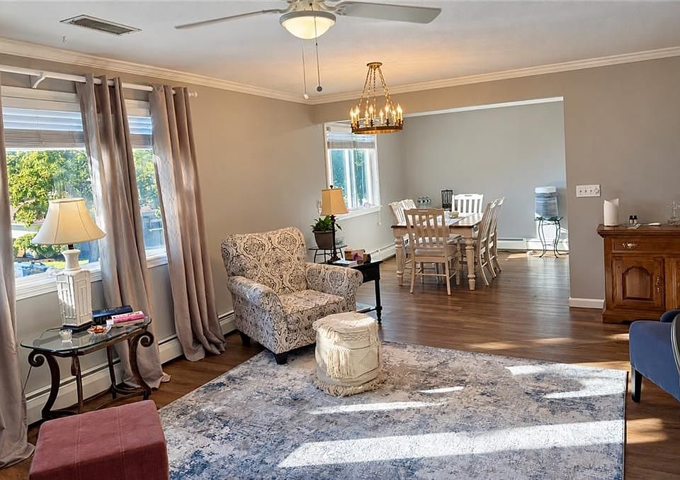 1st image of 583 Pocasset Ct