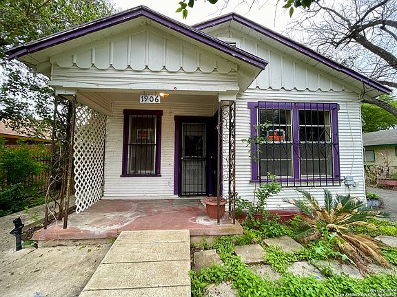 2nd image of 1906 CHIHUAHUA ST