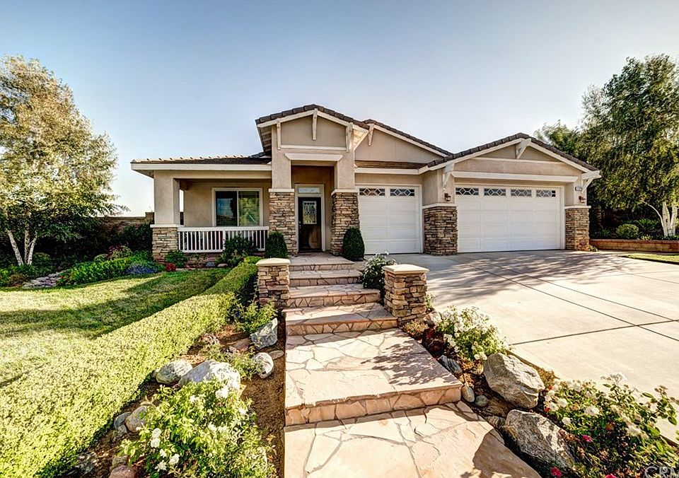 1st image of 31821 Oak Wood Cir