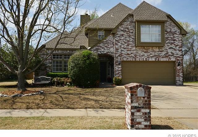 1st image of 600 N Sweet Gum Ave