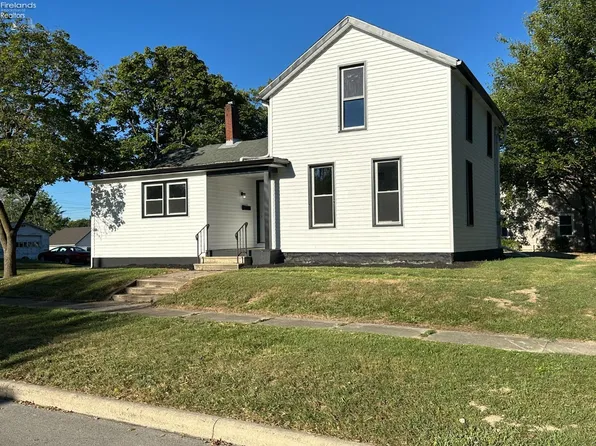224 Park 224.5 St, Willard, OH 44890