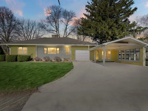 513 5th Ave NW, Independence, IA 50644