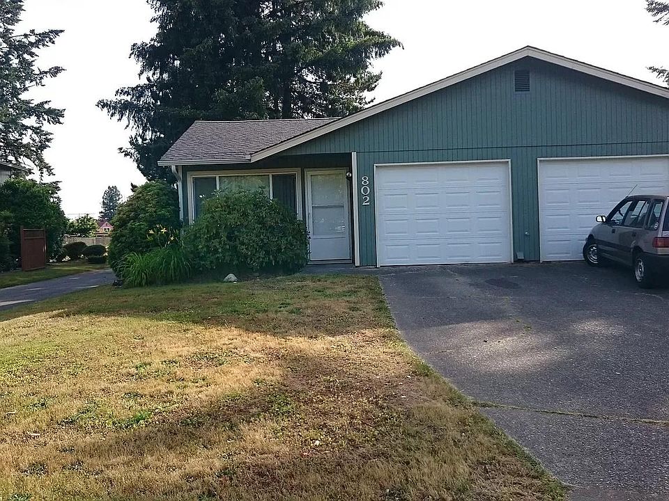 Left hand side (802) of duplex available now.