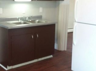 13 Neal St APT 1, Gardiner, ME 04345