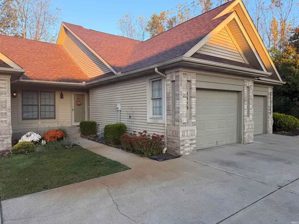 1119 Diamond Dr, Mishawaka, IN 46544