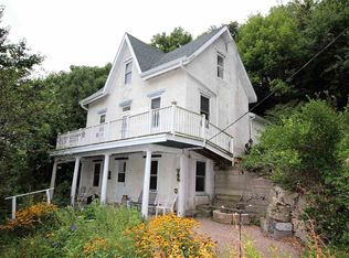 711 Dunn St, Bellevue, IA 52031