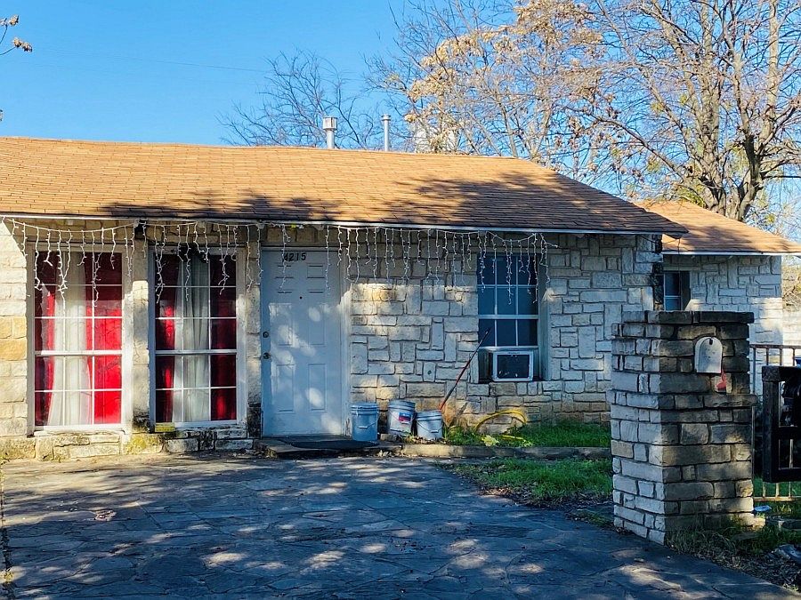 1st image of 4215 Pensacola Ct