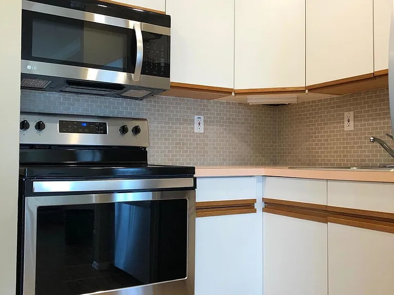 1501 Ocean Ave #A2 — Photo 12
