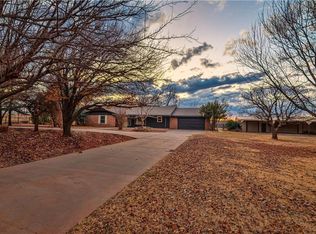 11083 N 1970 Rd, Elk City, OK 73644