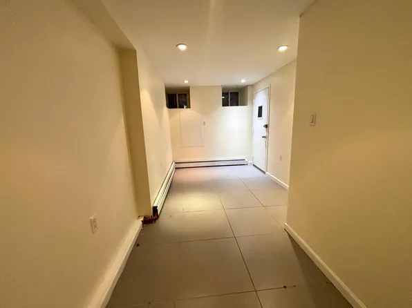 22 Dodworth Street image 9 of 11