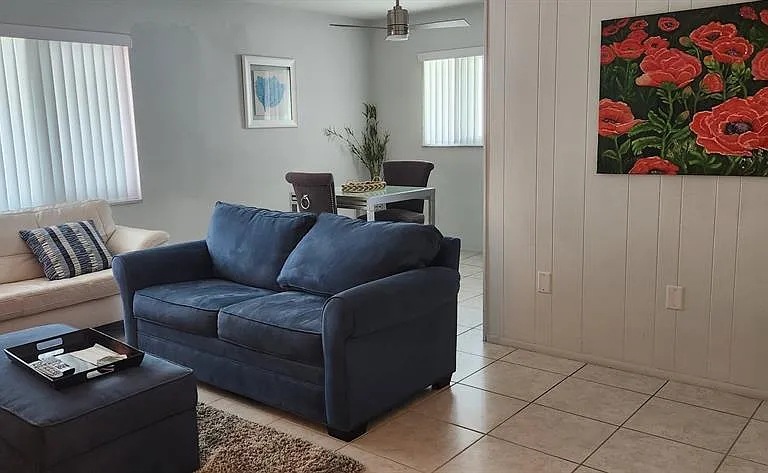 615 S Palm Ave #11 — Photo 4