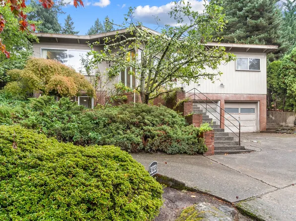 3223 SW Newby Ter, Portland, OR 97239