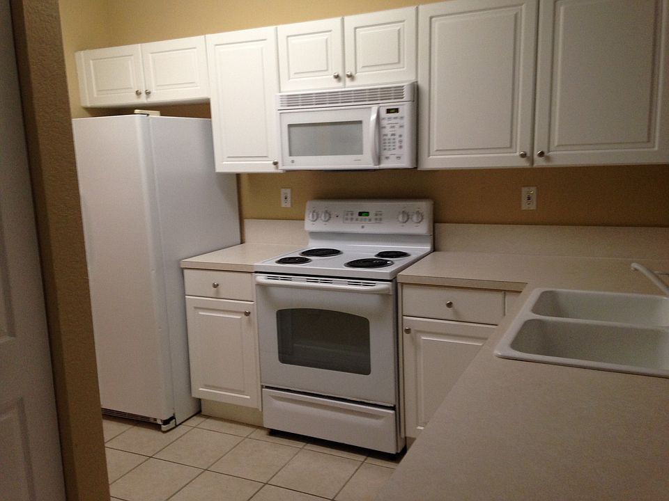 1st image of 3335 NE 13th Circle Dr Unit 105