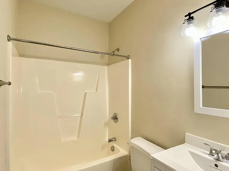 1201 Berkeley St — Photo 27
