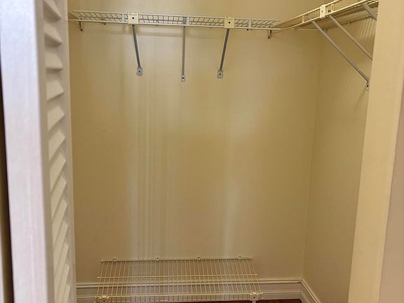 4th image of 1200 St Charles Place