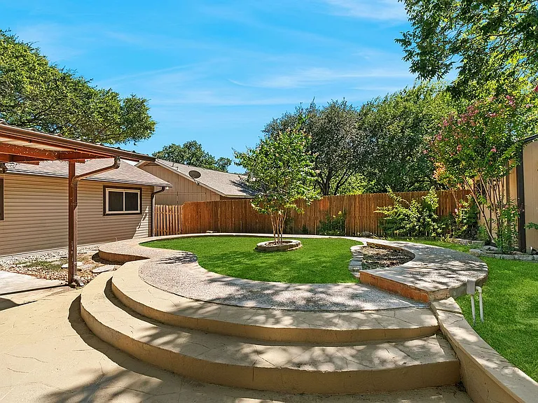 13934 Mission Valley — Photo 3