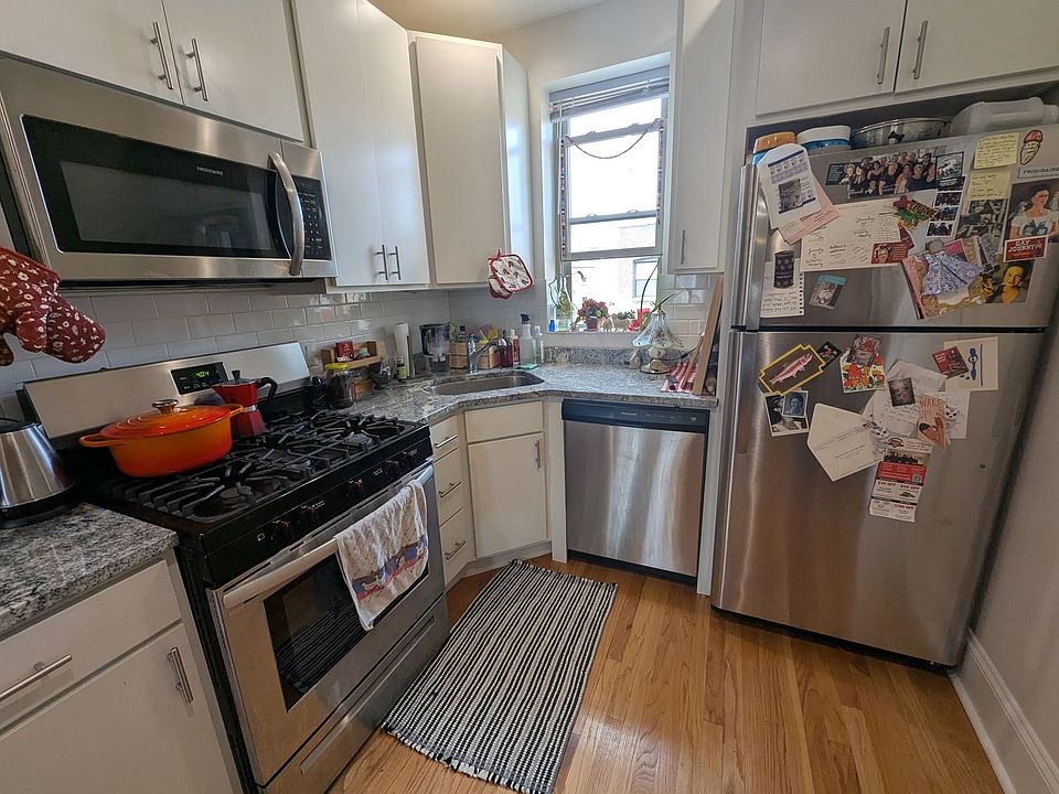 1st image of 6636 N Glenwood Ave #3W