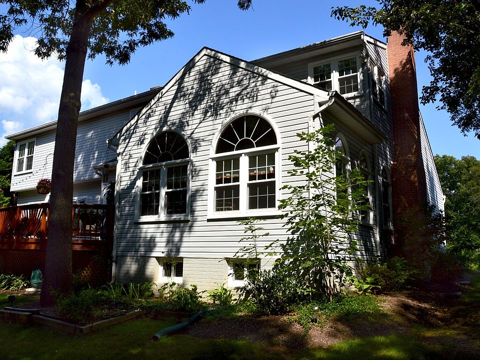 2nd image of 13125 Willow Edge Ct