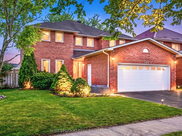566 Huntington Ridge Dr, Mississauga, ON L5R 2X7