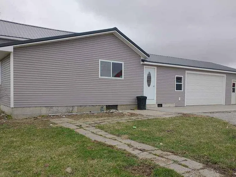 7027 County Road 64 — Photo 2