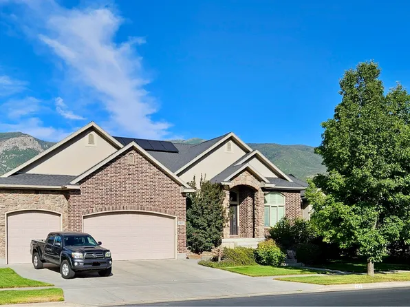 681 S Country Ln, Farmington, UT 84025