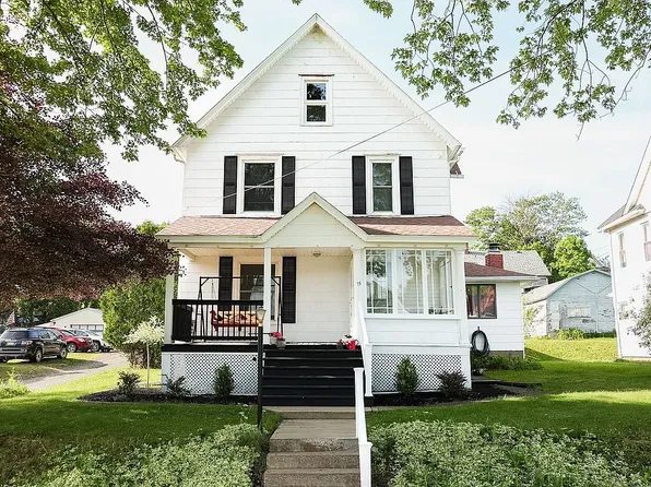 15 Spruce Ave, Kane, PA 16735