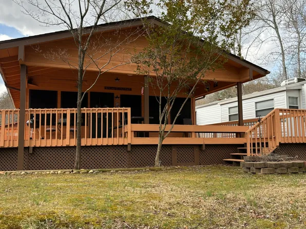 33 Speckled Trout Dr #198, Cleveland, GA 30528