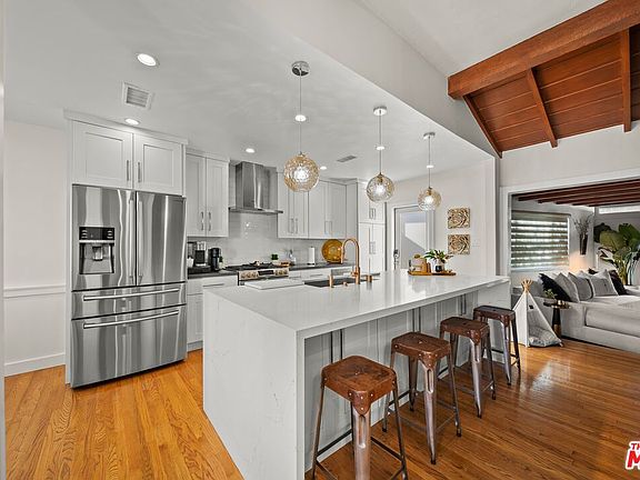 5th image of 5013 Auckland Ave
