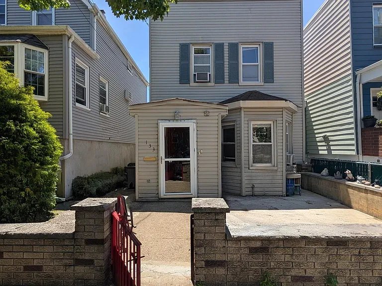 133 Centre Ave #133 — Photo 2