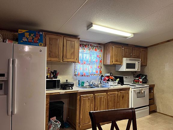 4th image of 1319 Carters Ferry Rd