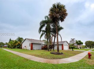 2560 Lochmore Rd, Riviera Beach, FL 33407