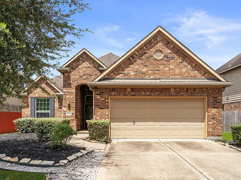 9131 Basin Ridge Ln — Photo 1
