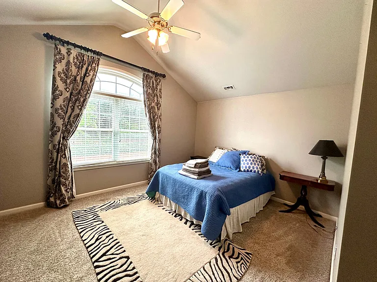614 Glassyrock Ct — Photo 24