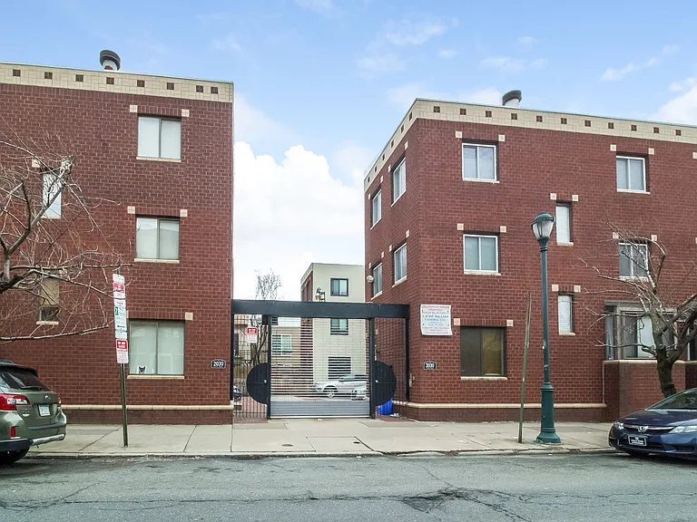 2030 South St #G — Photo 2