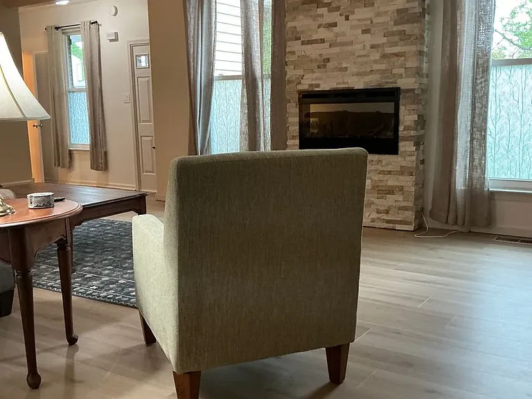 25 Matthew Dr — Photo 6