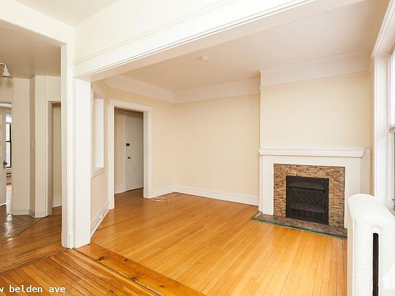 5th image of 428 W Belden Ave #1128