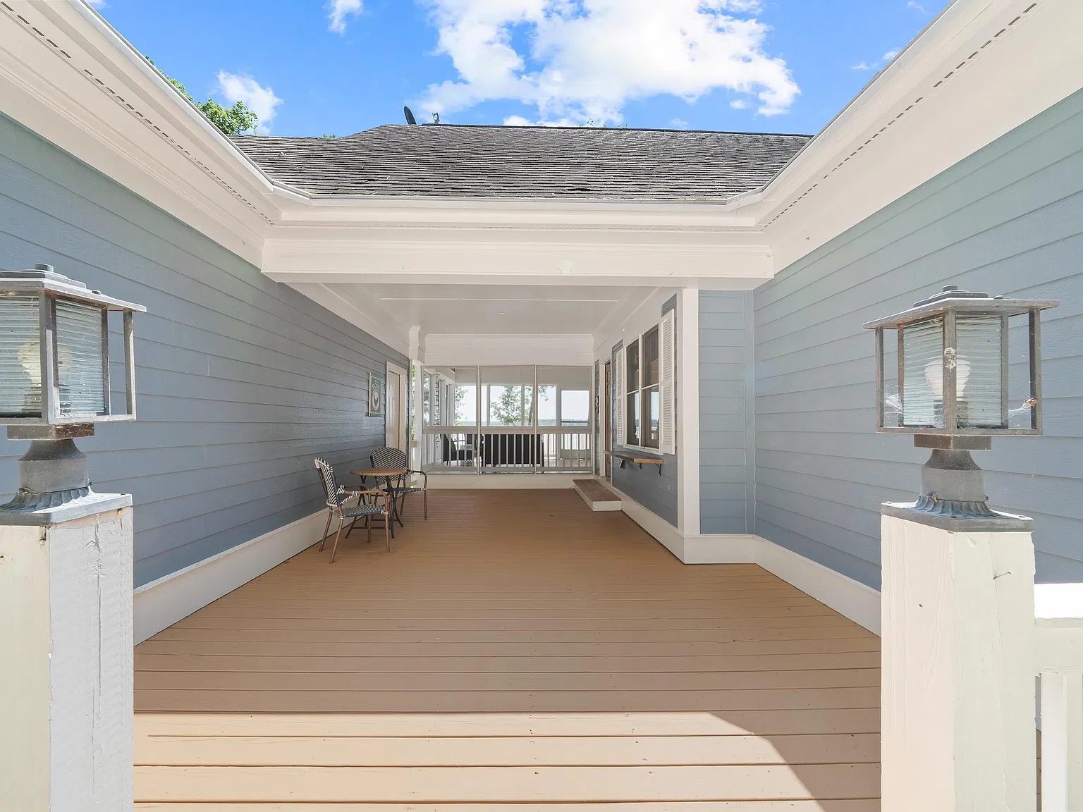 4 bed, 3.5 bath, 3500 sqft, $3,500 — Photo 3