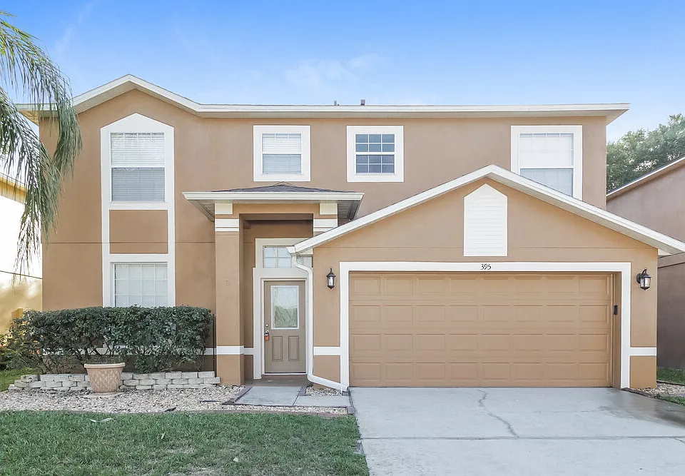 395 Lancer Oak Dr